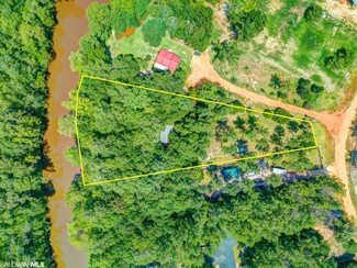 461 U S 31, Castleberry, AL 36432