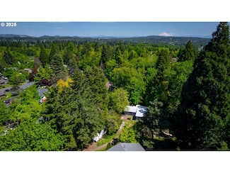 2700 Underhill Ln, West Linn, OR 97068