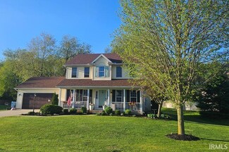 4414 E Fox Run Dr, Syracuse, IN 46567