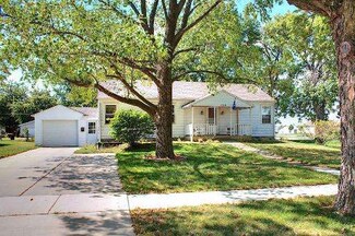 1129 N Church St, Gibson City, IL 60936