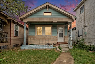 5306 Avenue M, Galveston, TX 77551