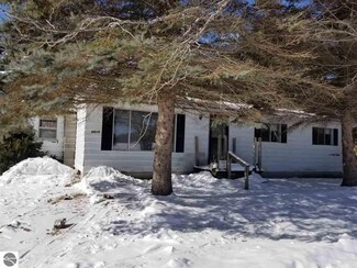 6615 Hartwick Pines Rd, Grayling, MI 49738