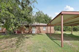 121 Cindy Ln, Weatherford, TX 76085