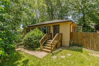 4128 N Spruce Ave, Kansas City, MO 64117