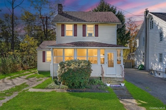 17 Fishkill Hook Rd, Hopewell Junction, NY 12533