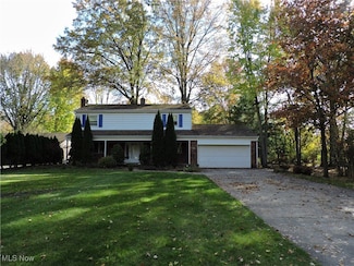 25365 Nobottom Rd, Olmsted Falls, OH 44138