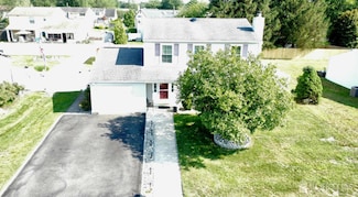 33 Snowdrift Ln, Howell, NJ 07731