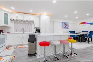 8781 Johnson St, Pembroke Pines, FL 33024