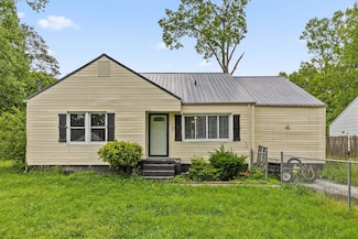 608 Parkview Dr, Chattanooga, TN 37411
