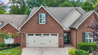 251 Savannah Park Dr, Maryville, TN 37803
