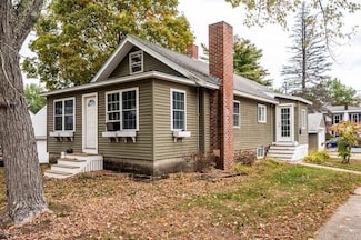 25 Pearl St, Sanford, ME 04073