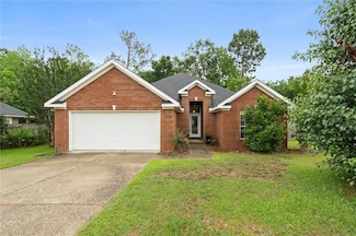 1521 Peyton Dr E, Mobile, AL 36695