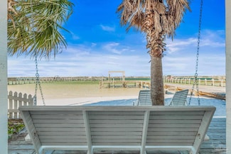 1444 Homeport Dr, Navarre, FL 32566