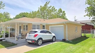 304 S Main St, Plainville, KS 67663