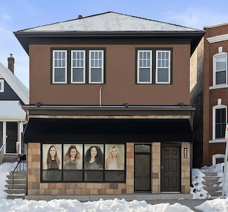 3041 N Oakland Ave, Milwaukee, WI 53211