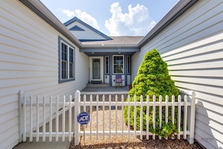 1538 Queen Ann Ln, Gurnee, IL 60031
