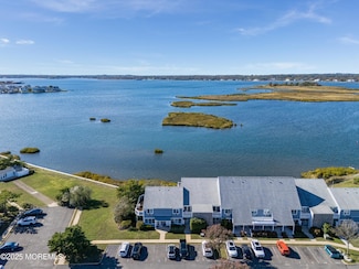 100 Seaview Ave Unit 3B, Monmouth Beach, NJ 07750