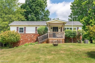 507 Neptune Dr, Uniontown, OH 44685