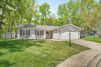 24W500 Seabrook Ct, Naperville, IL 60540