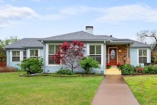 1121 W 3rd Ave, Corsicana, TX 75110