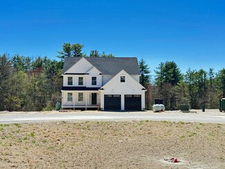 17 Shelburne Ln, Concord, NH 03301