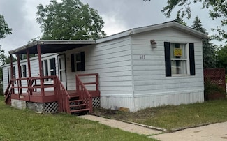 587 Triann Dr SE, Grand Rapids, MI 49548