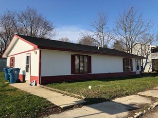 204 W Oxford St, Otterbein, IN 47970