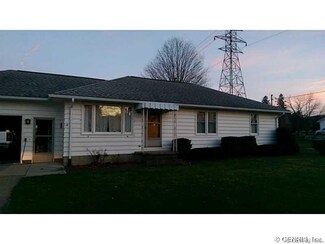 11140 Chapel St, Wayland, NY 14572