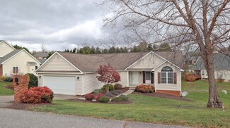 404 Valley Fields Ln, Radford, VA 24141