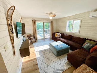 11555 Milinda Shores Rd, Crosslake, MN 56442