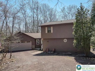 119 Mountain View Dr, Jim Thorpe, PA 18229