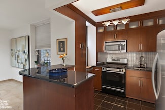 112 E 83rd St Unit 1B, New York, NY 10028