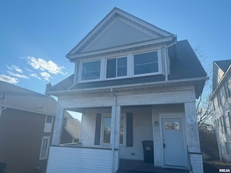 908 N Harrison St, Davenport, IA 52803