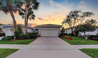 10749 Royal Caribbean Cir, Boynton Beach, FL 33437