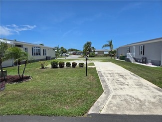 932 Fir St, Sebastian, FL 32976
