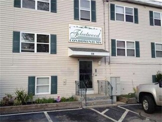 28 Reuben St Unit 8, Fall River, MA 02723