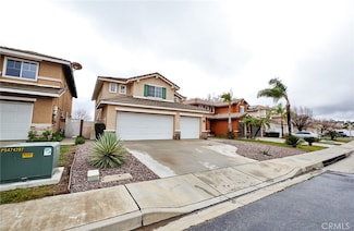 14749 Saddlepeak Dr, Fontana, CA 92336