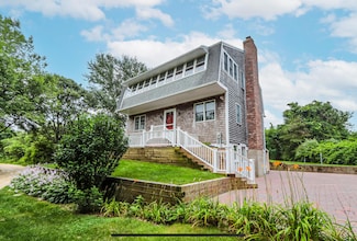 9 Honeysuckle Ln, Orleans, MA 02653