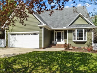 207 Wagon Trail Dr, Cary, NC 27513