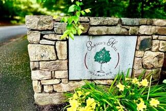 11 Parsons Hill Rd, Wenham, MA 01984