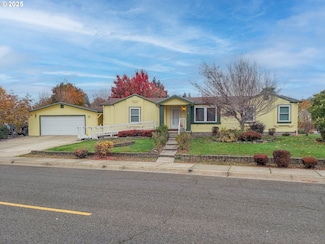 210 NW Timothy Ave, Winston, OR 97496