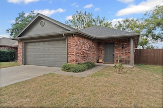409 Grayson Ct, Joshua, TX 76058