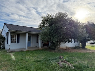 102 Love Dr, Harriman, TN 37748
