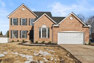 10215 Meadowknoll Dr, Loveland, OH 45140