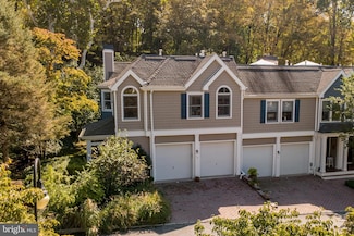 18 Rock Creek Woods Dr, Lambertville, NJ 08530