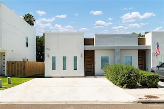 1615 W B St, Mission, TX 78572