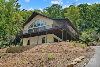 143 Burnside Trail, Hendersonville, NC 28792