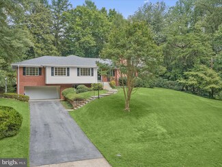 9505 Old Spring Rd, Kensington, MD 20895