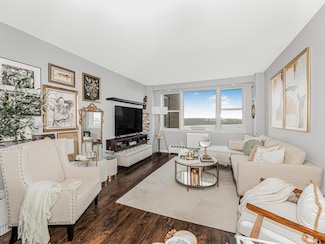 5800 Arlington Ave Unit 16A, Bronx, NY 10471