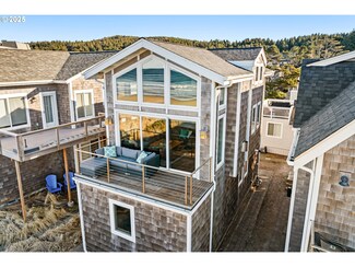 231 W Siuslaw St, Cannon Beach, OR 97110